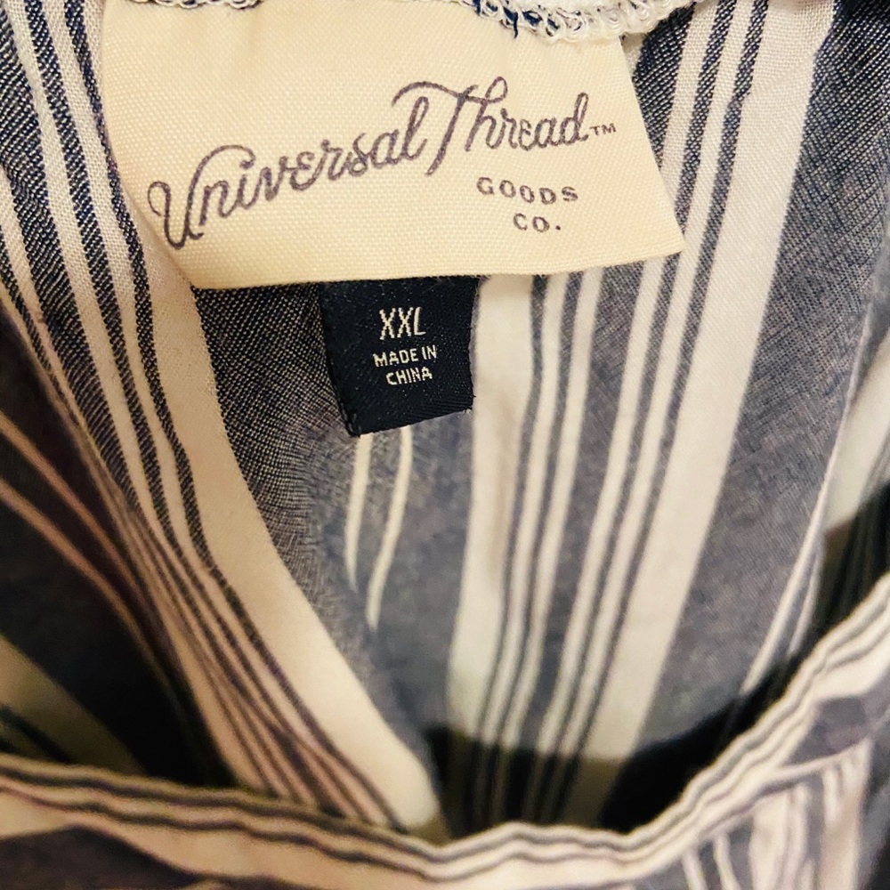 Top - Picture 3 of 3